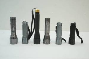 lot 335 image: Flashlights