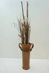 lot 337 image: Decorative Vase