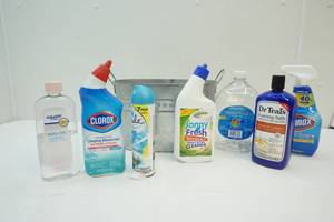 lot 349 image: Cleaning Supplies