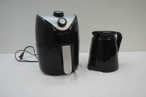 lot 379 image: Air fryer and Keurig Coffee Server