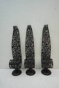 lot 385 image: Decorative Candle Sconce