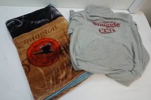 lot 414 image: Plush Blanket and Snugee