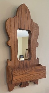 lot 205 image: Decorative Wooden Wall Mirror