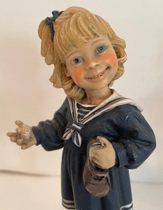 lot 207 image: Adorable Figurines by Candy Designs of Norway