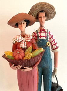 lot 256 image: Extra Tall Resin Figurines