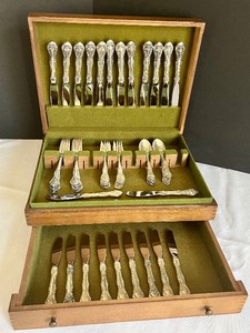 lot 2 image: Gorham King Edward Sterling Silver Flatware Set