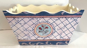 lot 264 image: Two Decorative Wooden Bins