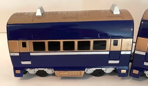 lot 274 image: Choo Choo Newgida 4 Car Train Toy