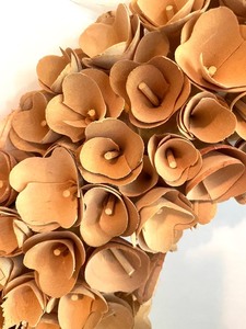 lot 278 image: Wooden Wreathes