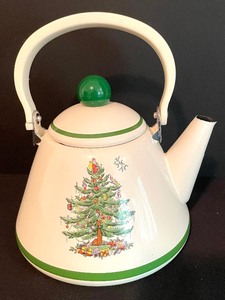 lot 303 image: Spode Enamel Pot and Pimpernel Plastic Tray