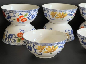 lot 52 image: (12) Ralph Lauren Salad  Cereal Bowls