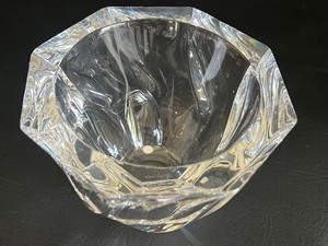 lot 82 image: Orrefors Crystal Swirl Pattern Bowl