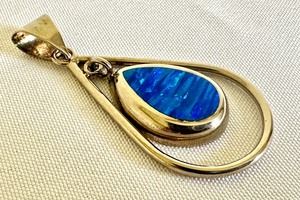 lot 41A image: Sterling and Opal Pendant