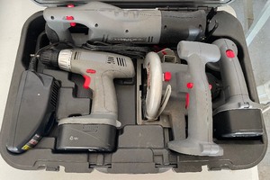 lot 400 image: Superior Power Tools 18 Volt 4 Piece Cordless Tool Kit