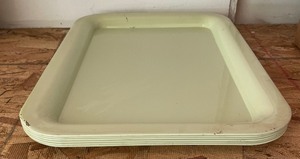 lot 404 image: 32 Vintage Metal Trays