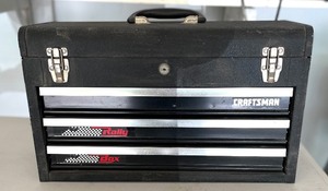 lot 405 image: Craftsman Metal Toolbox