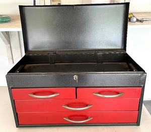lot 412 image: Multi Drawer Metal Tool Box