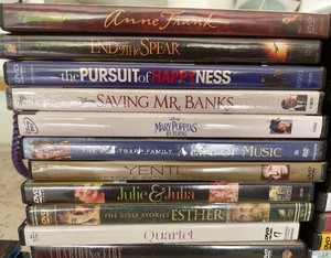 lot 422 image: DVD Grouping