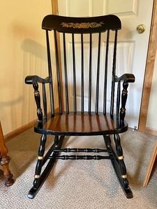 lot 194 image: Vintage Wooden Rocking Chair with Floral and Gold Accents