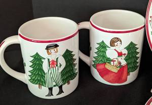 lot 106 image: Block Bernarda Folk Christmas Plates and Mugs