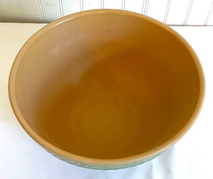 lot 435 image: Over and Back Yellow Ware Bowl