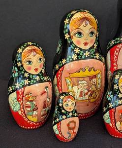 lot 131 image: Two Sets of Russian Nesting Dolls #2