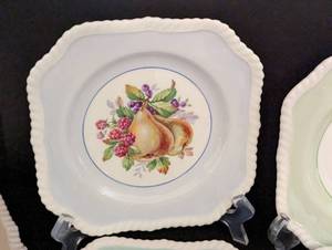 lot 135 image: Johnson Bros Fruit Plates