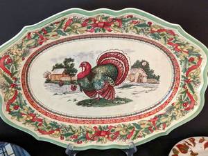 lot 171 image: Assorted Thanksgiving Serving Plates