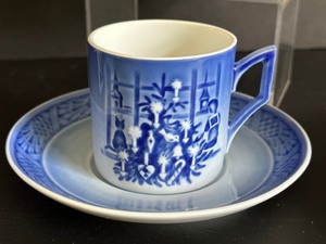 lot 25 image: Bing and Grndhal and Royal Copenhagen Teacups and Saucers