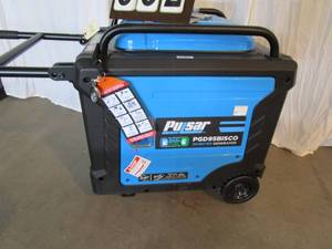 lot 2 image: Pulsar 9500 Watt Generator