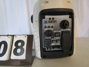 lot 8 image: Pulsar Inverter Generator - 2300 Watt