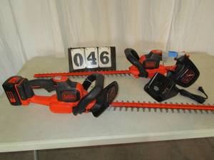lot 46 image: Black & Decker Cordless Hedge Trimmer & Pole Trimmer