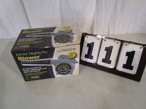 lot 111 image: Pro Series Electric Mighty Pro Blower
