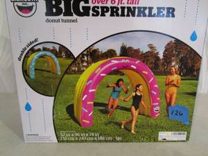lot 126 image: Big Mouth Big Sprinkler Donut Tunnel