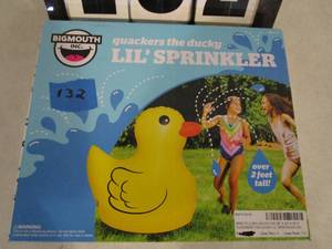lot 132 image: Big Mouth Quackers the Ducky Lit Sprinkler