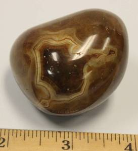 lot 10 image: Large Beautiful Agate