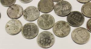 lot 41 image: 1943 Steel Wheat Pennies Lot Of Apprx. 40 Pennies