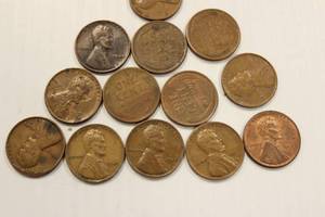lot 82 image: Wheat Penny Lot 1940, 41.42.44 S& D.45 D.46 D, 48