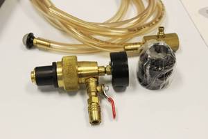 lot 22 image: Air Evac Tool That Locks Out Airlocks