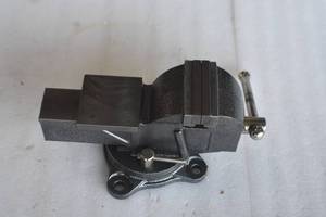 Bench Vise
