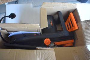 Chainsaw