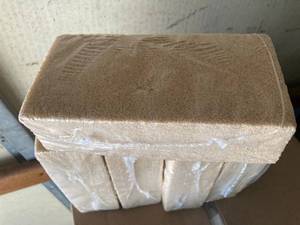 lot 126 image: Dry Cleaning Sponges