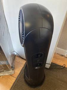 lot 2 image: Honeywell Turboforce Fan