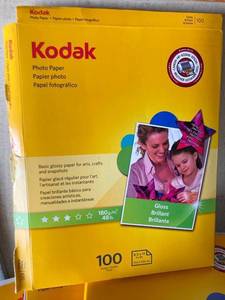 lot 120 image: Kodak Gloss Paper
