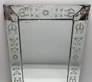 Vintage Stunning Venetian Mirror 24 x 18 (Some Chips Present)