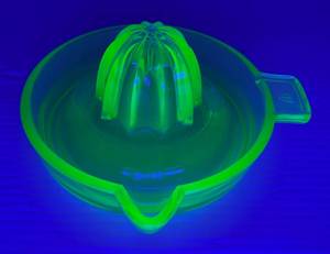 Vintage Green Vaseline Uranium Glass Juicer