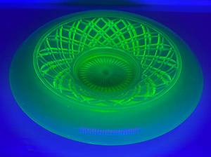 Vintage Green Vaseline Uranium Glass Bowl 12 12