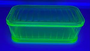 Group Of Vintage Green Vaseline Uranium Glass Ribbed Refrigerator Storage Dish With Cover 8 12 x 4 14 x 3