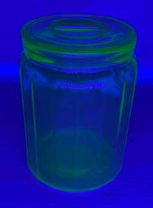 Vintage Hazel Atlas Green Vaseline Uranium Glass Jar With Lid 6 x 4 18