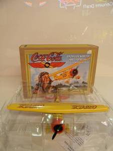 lot 22 image: ERTL COLLECTIBLES CocaCola 1929 LOCKHEAD AIR EXPRESS AIRPLANE DIE-CAST METAL BANK - IN BOX - GREAT PIECE - NICE - SEE PICTURES